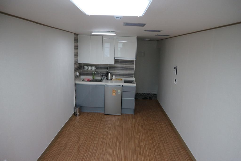 Blue Island Guesthouse Seogwipo Esterno foto