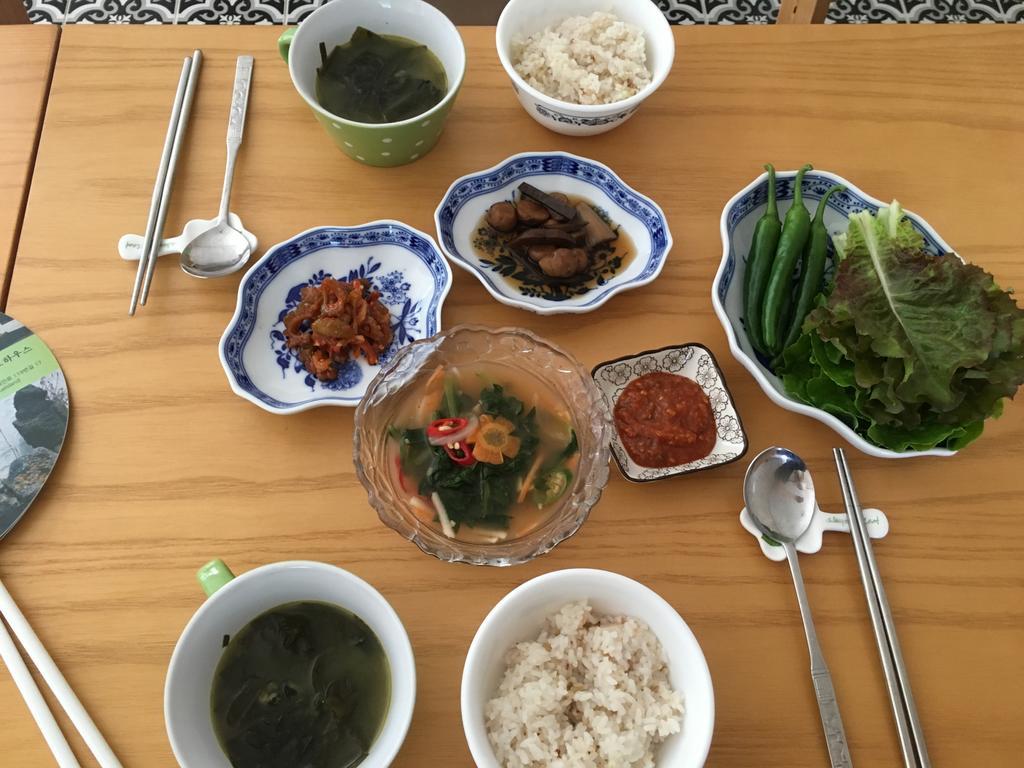 Blue Island Guesthouse Seogwipo Esterno foto